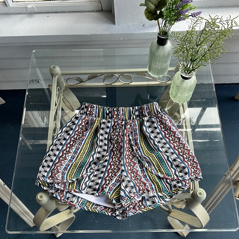 Alya parachute shorts